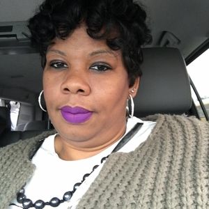 Meet your Posher, Arika